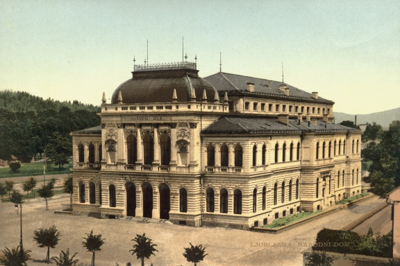 Narodni dom (National House) building by František Škabrout, built in Ljubljana 1894–1896. In 1927 the National Gallery of Slovenia rented some rooms in the building that housed also sport and leisure activities. Postcard, 1910.
