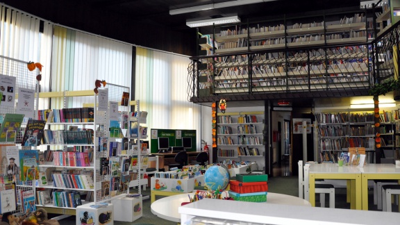 Jesenice Municipal Library, children's department, 2009