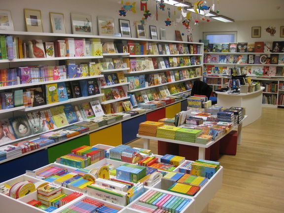 Konzorcij, Slovenija's largest bookstore, childrenâs section