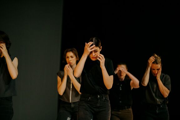 The performance All'arme at the 2026 Moving Balkans Showcase Festival in Novi Sad, Serbia.