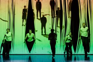 The performance “Beware, dance 3” (En–Knap), 2019. Photo: Andrej Lamut