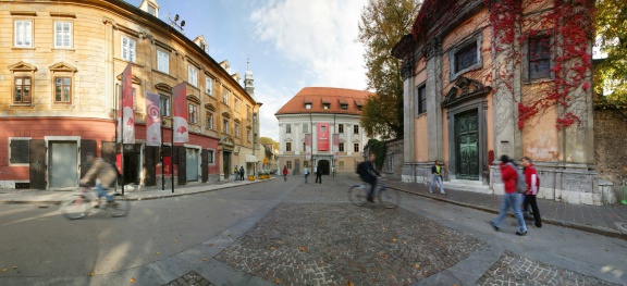 The City Museum of Ljubljana facade in the background, with the KriÅ¾anke church facade on the right, 2006