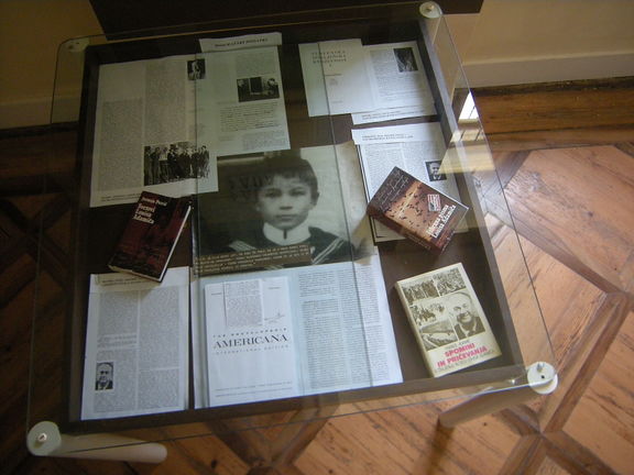 Cabinet in the Louis Adamič Memorial Room in Praproče, the collection consists of copies of his books, and other important publications including a political bulletin published by Adamič in NYC in the 1940s, as well as some personal belongings