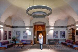 The foyer of Villa Vipolže.