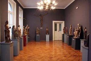 The old set up of the Middle Ages permanent collection of the <!--LINK'" 0:301--> in 2006. The collection was set up anew in 2013 and 2016.