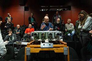 The presentation of <i>Archeoscope</i>, a special opto-mechanical projecting apparatus created for live film performances, invented and constructed by Czech filmmaker Jan Kulka, <!--LINK'" 0:841--> 2023. Author: Asiana Jurca Avci
