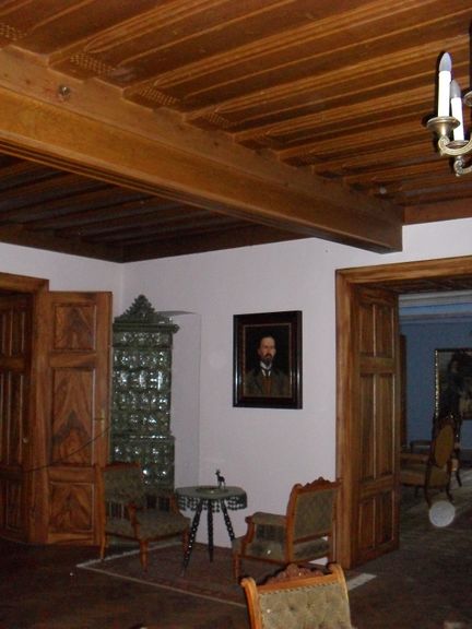 Today the state-owned Snežnik Castle houses the in situ collection of the entire inventory of its last owners, the Schönburg-Waldenburgs, mostly from the 19th Century.