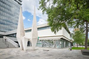 GO! 2025 communications office with Edvard Rusjan statue