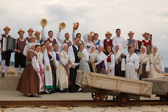 Members of the VAL Piran Folkloric Dance Group in regional dress