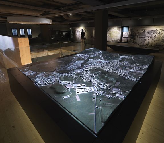 An interactive 3D model of Vrhnika city, with the presentation of the so called "Golden era of Vrhnika" in the background, 2016