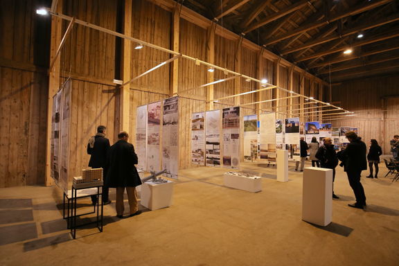 An Piran Days of Architecture exhibition conducted at the former salt storehouse Monfort , now an exhibition and event space.