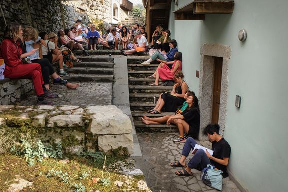 Summer school of the Academy of Margins, a collective learning experience in the village of Topolò (summer 2022). Lecture of the curator Jennifer Teets and the artist Lorenzo Cirrincione about edible clays.