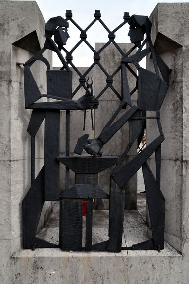Detail Spomenik NOB (A monument to the National Liberation Struggle) built in 1966, architect Albert Sušnik, sculptors Marija Keržič and Stane Keržič. Kropa Iron Forging Museum in Radovljica