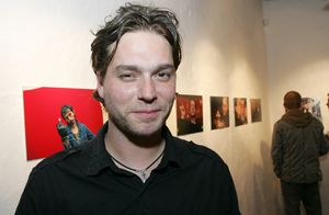 Photographer <!--LINK'" 0:619-->