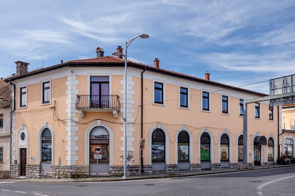 Exterior of Pivka House of Culture.