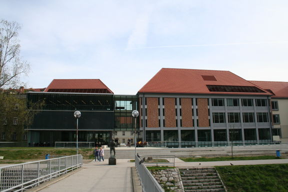 Celje Central Library, view from the Savinja river bank, 2011