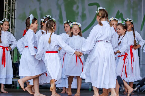 Meeting of children's folklore groups of Bela Krajina, Jurjevanje in Bela krajina 2022. Author: Jani Pavlin