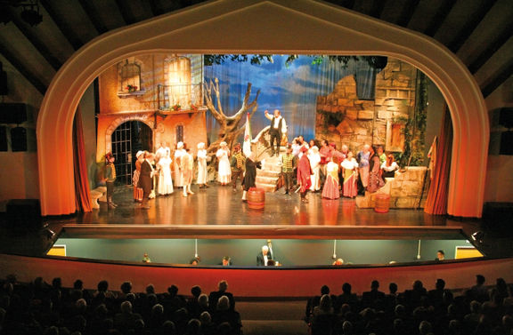 Lendava-Lendva Cultural Centre, performance in the main theatre hall, 2006.
