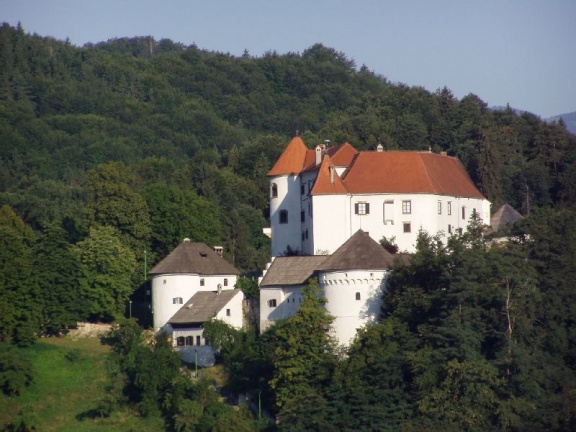 File:Velenje Castle - 04.jpg