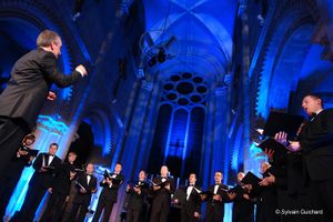 <!--LINK'" 0:882--> performing at the festival Polyfollia in France, 2010. <!--LINK'" 0:883-->, conductor.