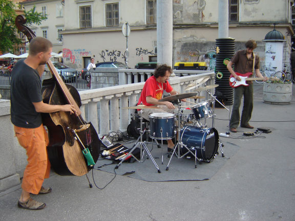 Alzheimer3, experimental live improvisation concert, Cobbler's Bridge in Ljubljana Old Town, 2006