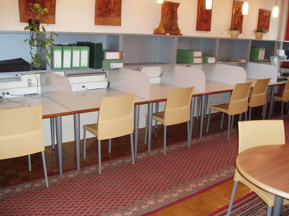 Reading room of the Regional Archives Maribor.