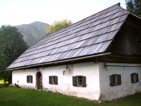 Pocar Homestead, Mojstrana main dwelling from the outside, built in 1775
