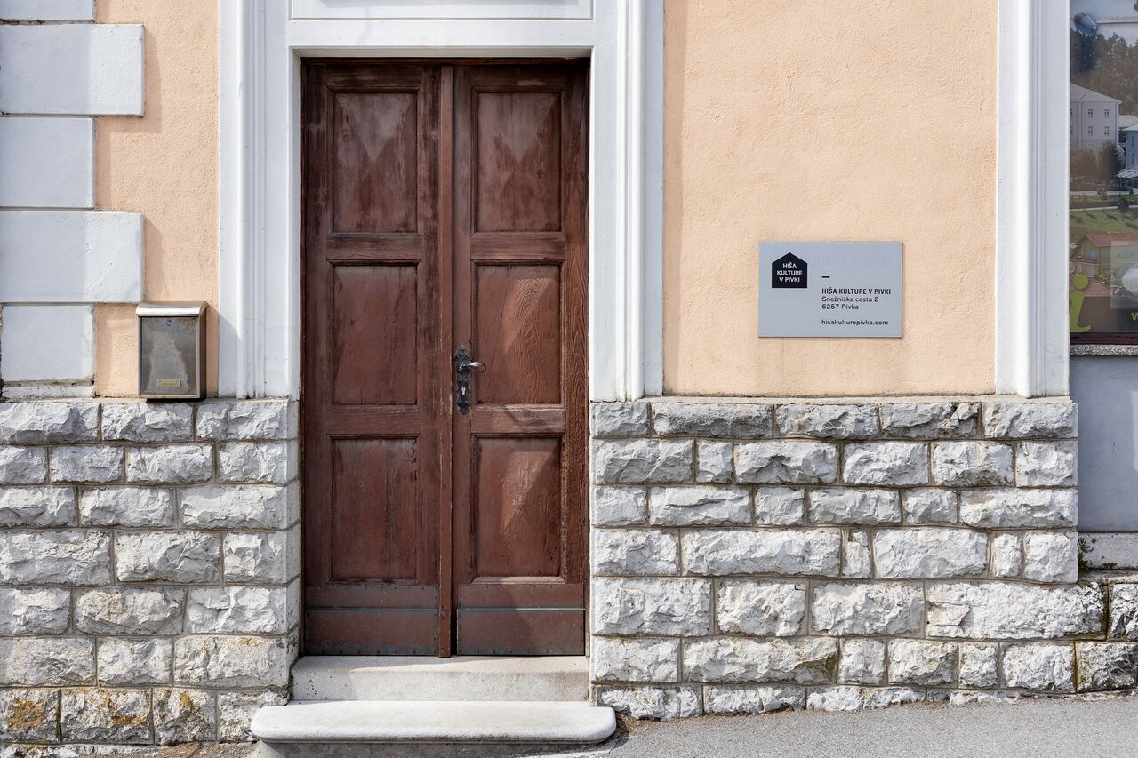 Entrance to the Pivka House of Culture.