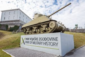 <!--LINK'" 0:303-->, 2020.